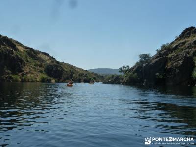 Piragua El Atazar;viajes en diciembre viajes en grupo organizados viajes culturales por españa